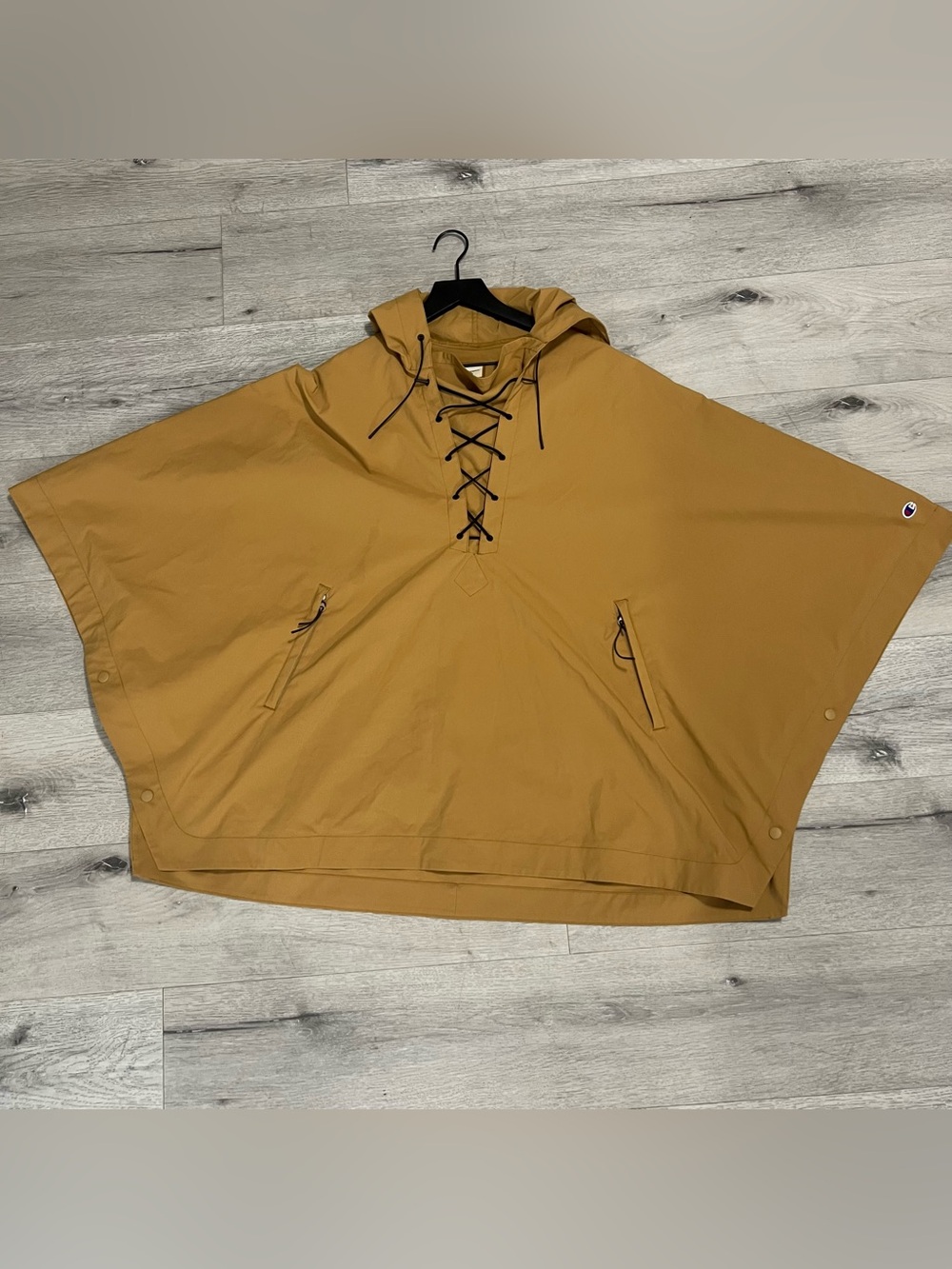 Champion Black Edition Cape Poncho Mens Medium Beige FW25 Sample